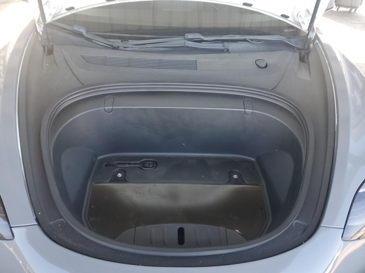 2018 Tesla Model 3 VIN: 5YJ3E1EB8JF088667 Lot: 87292825