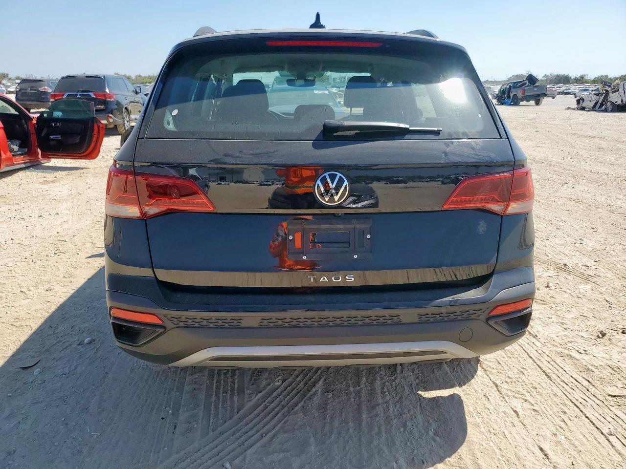 2024 Volkswagen Taos S VIN: 3VV5X7B22RM060639 Lot: 84928395