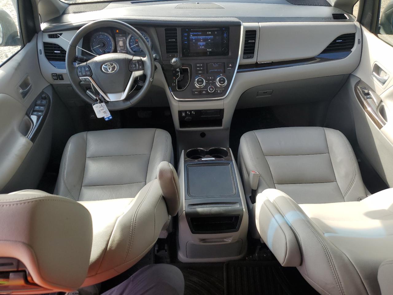 2017 Toyota Sienna Xle VIN: 5TDDZ3DC0HS168369 Lot: 84734265