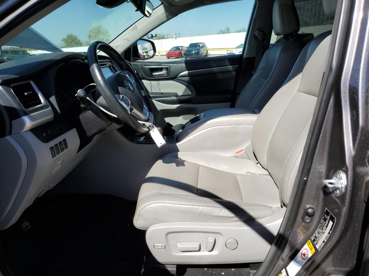 2018 Toyota Highlander Limited VIN: 5TDDZRFH6JS822857 Lot: 86869695