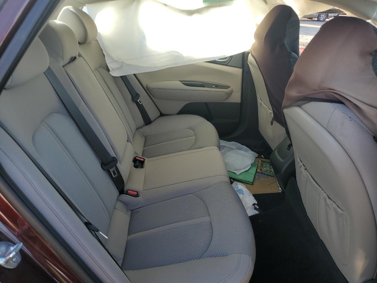 2018 Kia Optima Lx VIN: 5XXGT4L32JG272391 Lot: 81826655