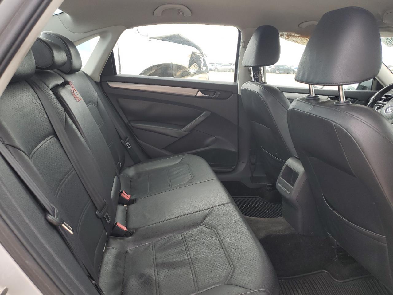 2015 Volkswagen Passat S VIN: 1VWAT7A36FC036857 Lot: 85917805