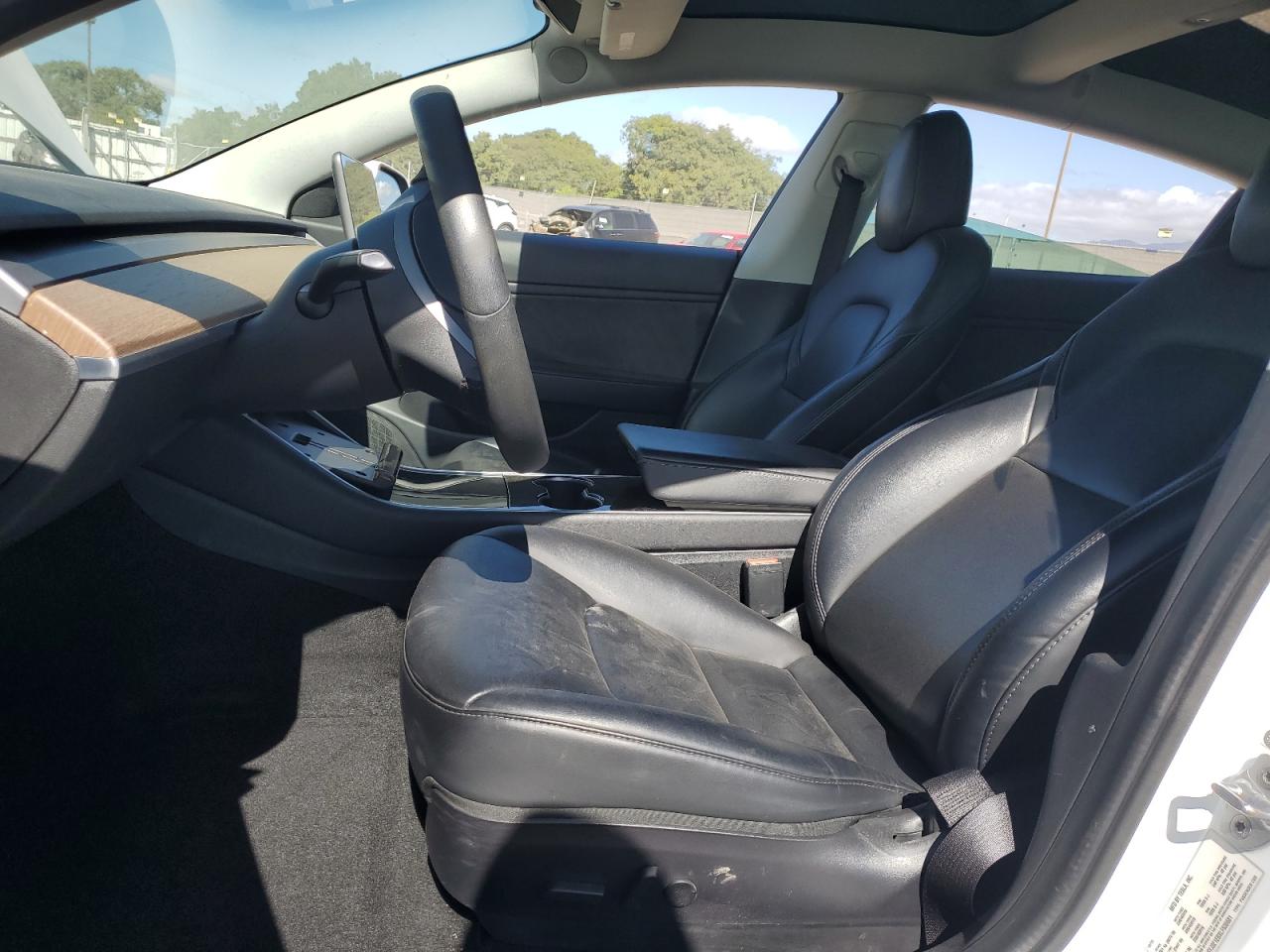 2020 Tesla Model 3 VIN: 5YJ3E1EBXLF638681 Lot: 84743705