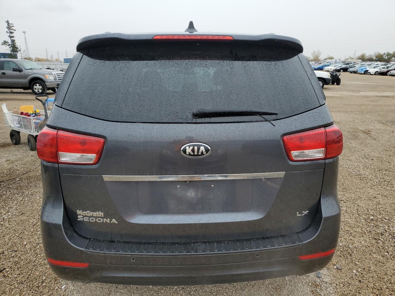 2017 Kia Sedona Lx VIN: KNDMB5C19H6338552 Lot: 90255185