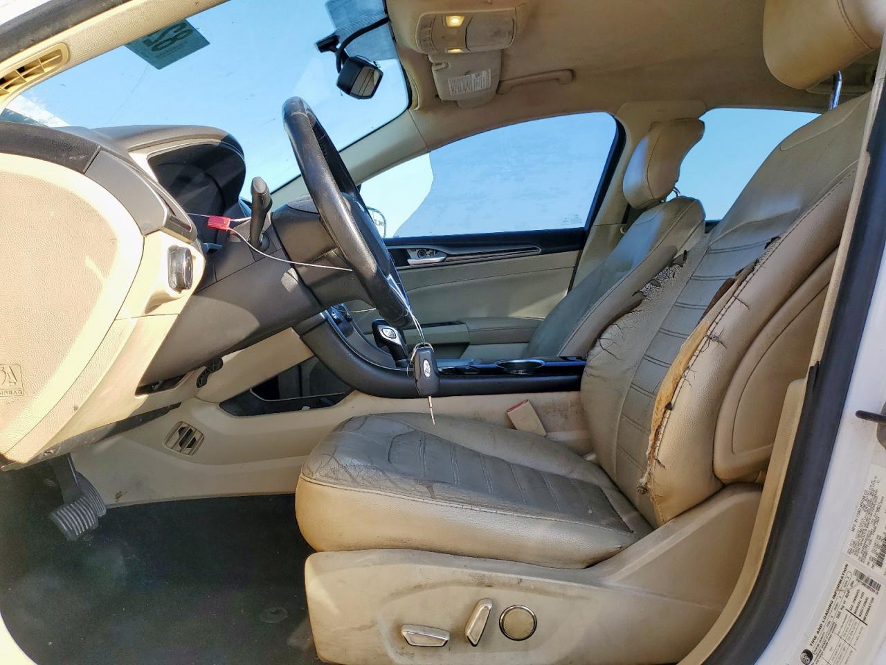 2013 Ford Fusion Se VIN: 3FA6P0HR2DR330176 Lot: 82451685