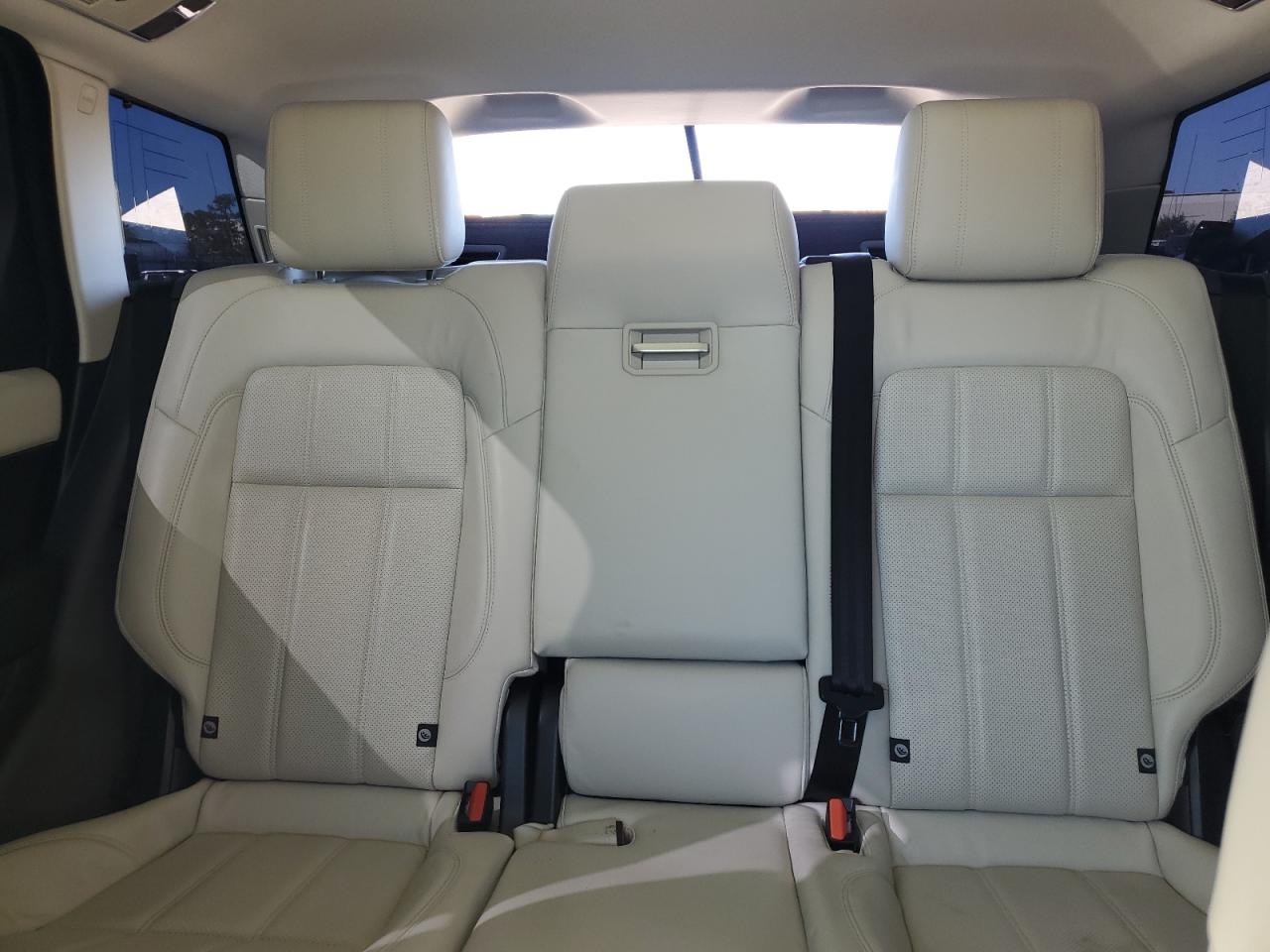 2022 Land Rover Range Rover Sport Hse Silver Edition VIN: SALWR2SU8NA218242 Lot: 90743375