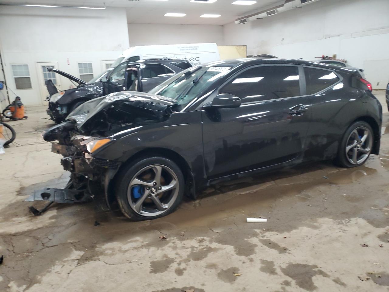 2019 Hyundai Veloster Base