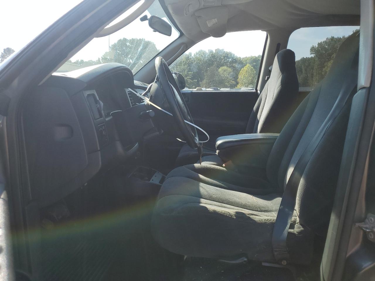 2002 Dodge Dakota Quad Slt VIN: 1B7HG48N12S644670 Lot: 82342675