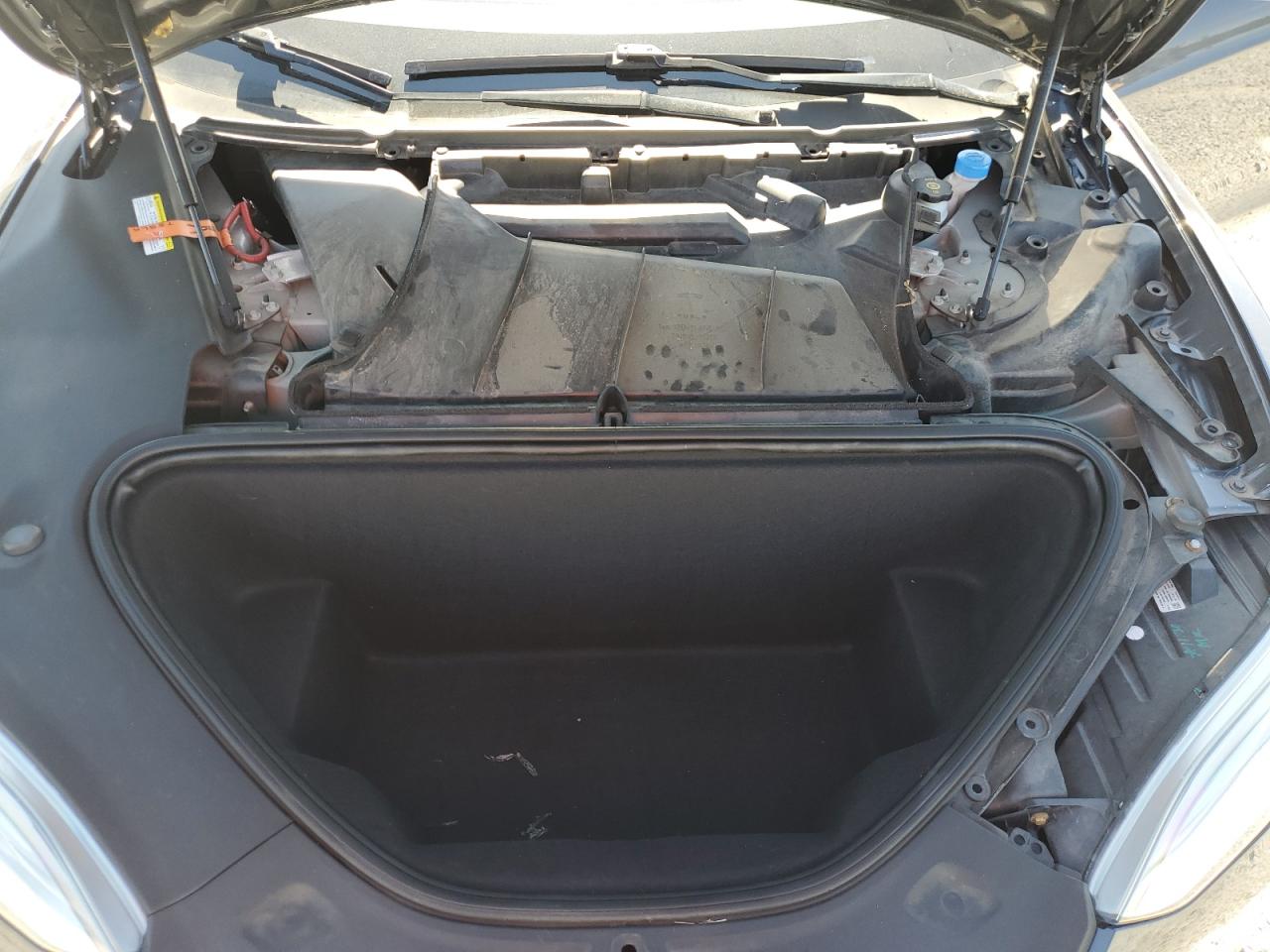 2016 Tesla Model S VIN: 5YJSA1E24GF171643 Lot: 83820285