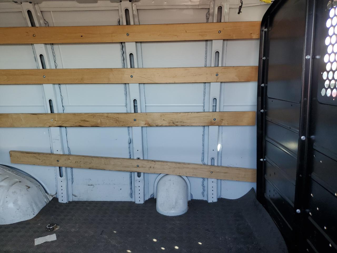 2019 Chevrolet Express G2500 VIN: 1GCWGAFG4K1291177 Lot: 84801785