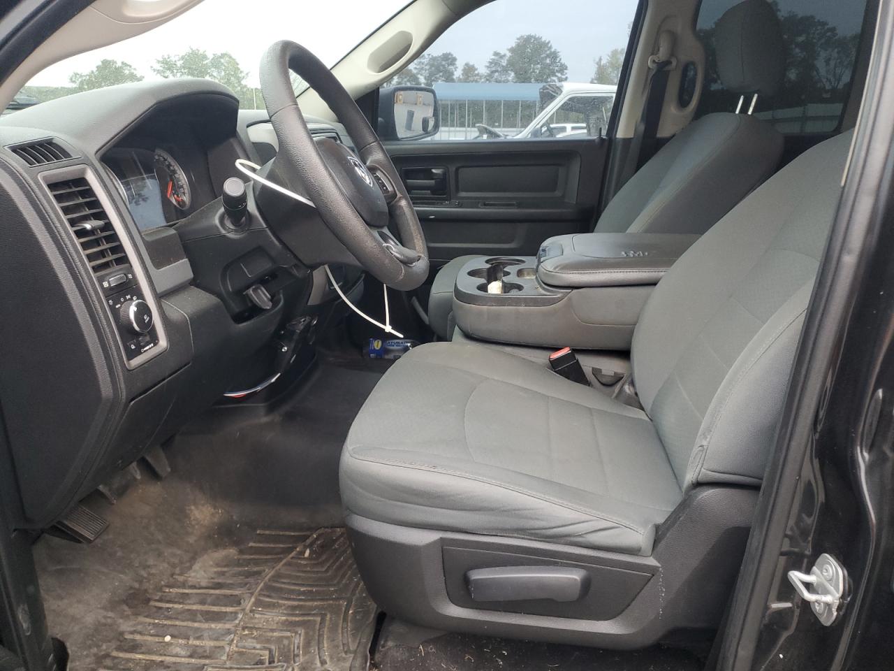 2018 Ram 1500 St VIN: 1C6RR6FT4JS216688 Lot: 82234585