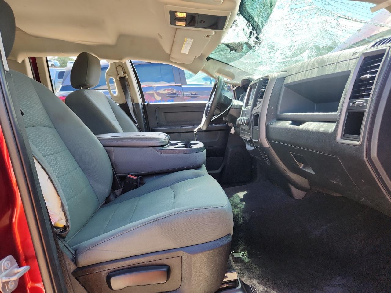 2018 Ram 1500 St VIN: 1C6RR7FT5JS178040 Lot: 82311505