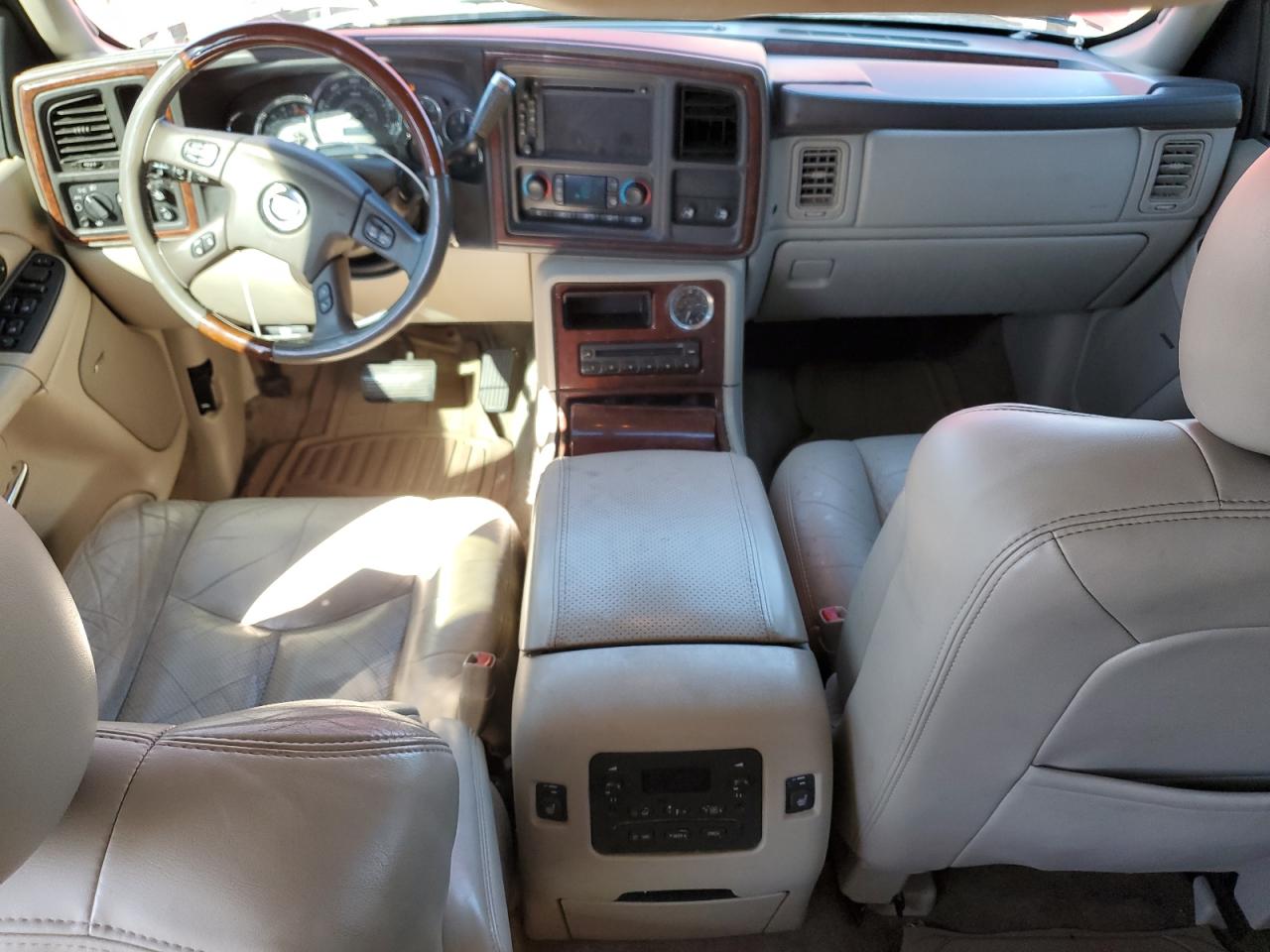 2005 Cadillac Escalade Luxury VIN: 1GYEK63N35R113934 Lot: 86974935