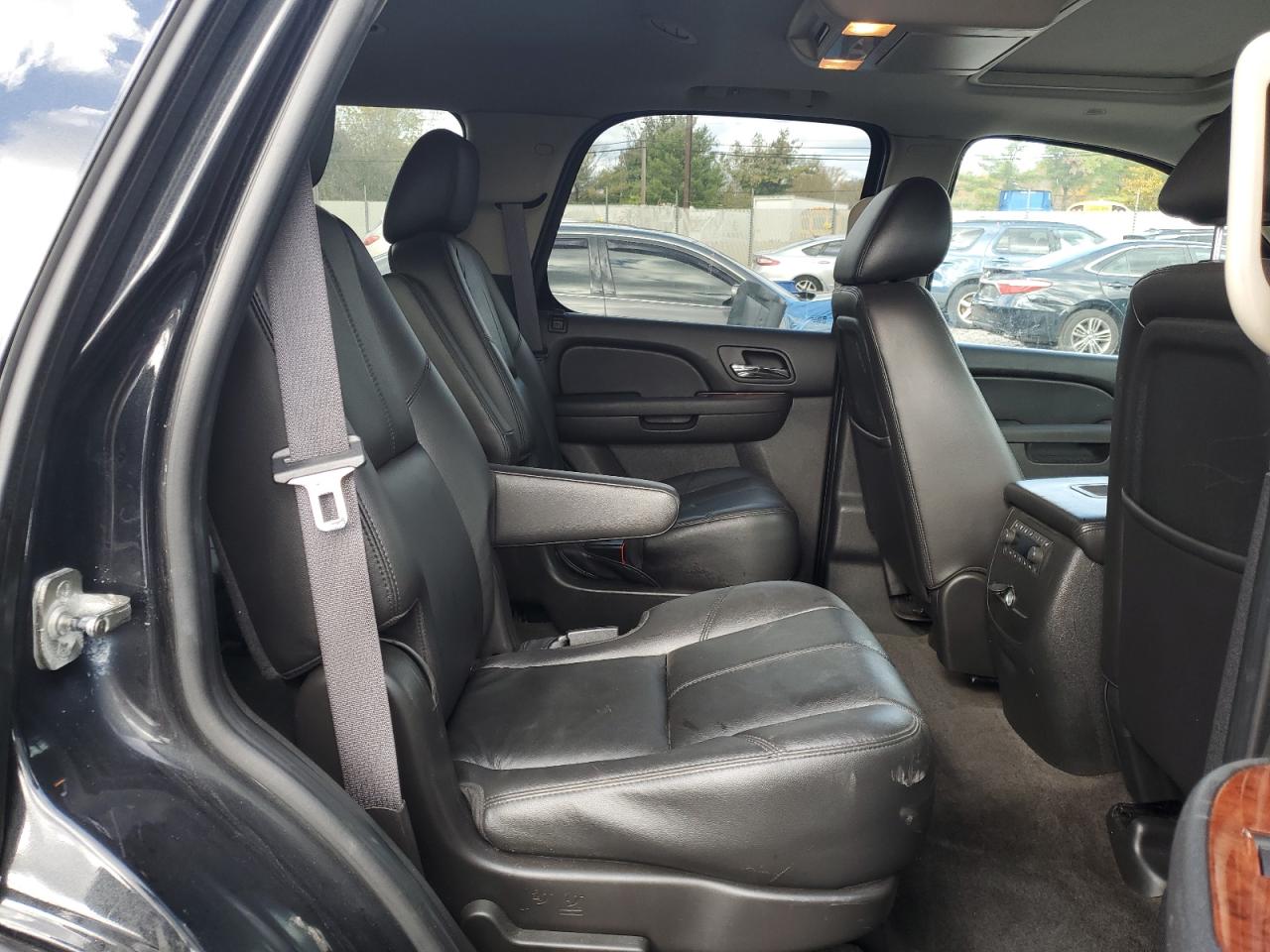 2011 Chevrolet Tahoe K1500 Lt VIN: 1GNSKBE04BR299988 Lot: 90706335