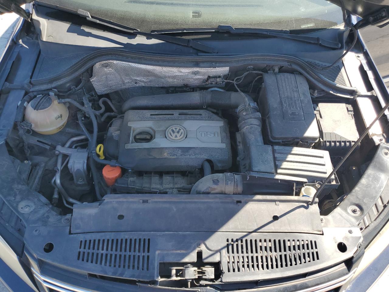 2016 Volkswagen Tiguan S VIN: WVGAV7AX7GW036622 Lot: 84413245