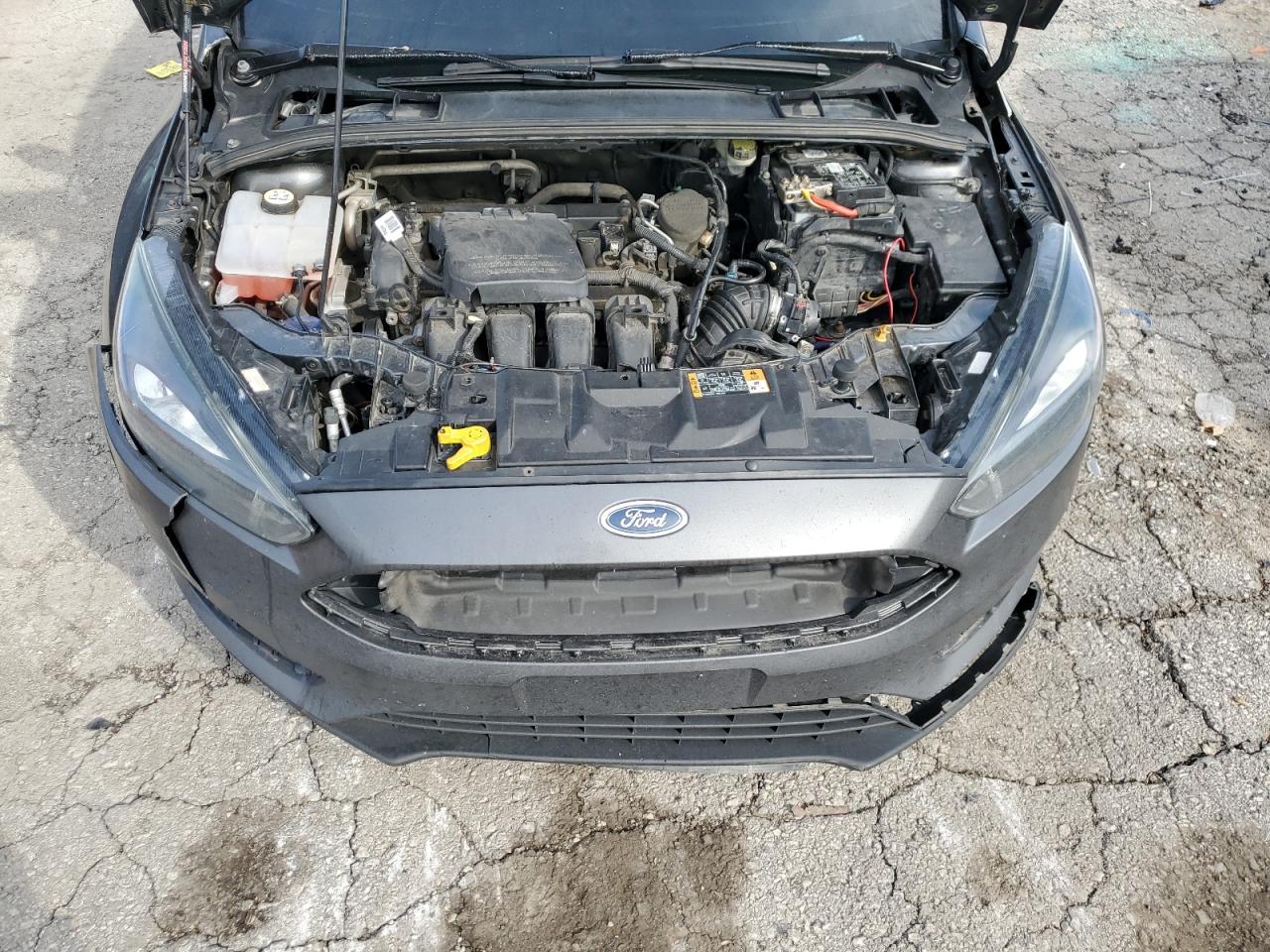 2016 Ford Focus Se VIN: 1FADP3K21GL257289 Lot: 81794715