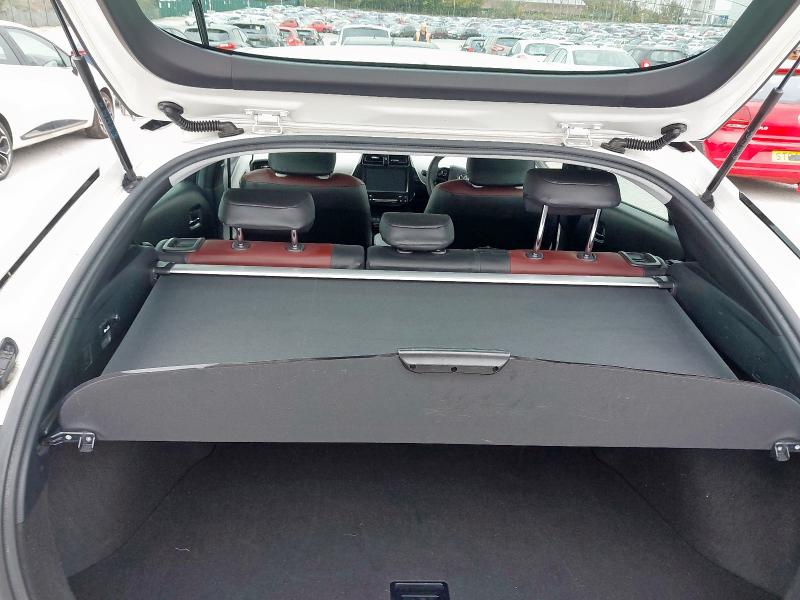 2019 TOYOTA PRIUS HYBRID 