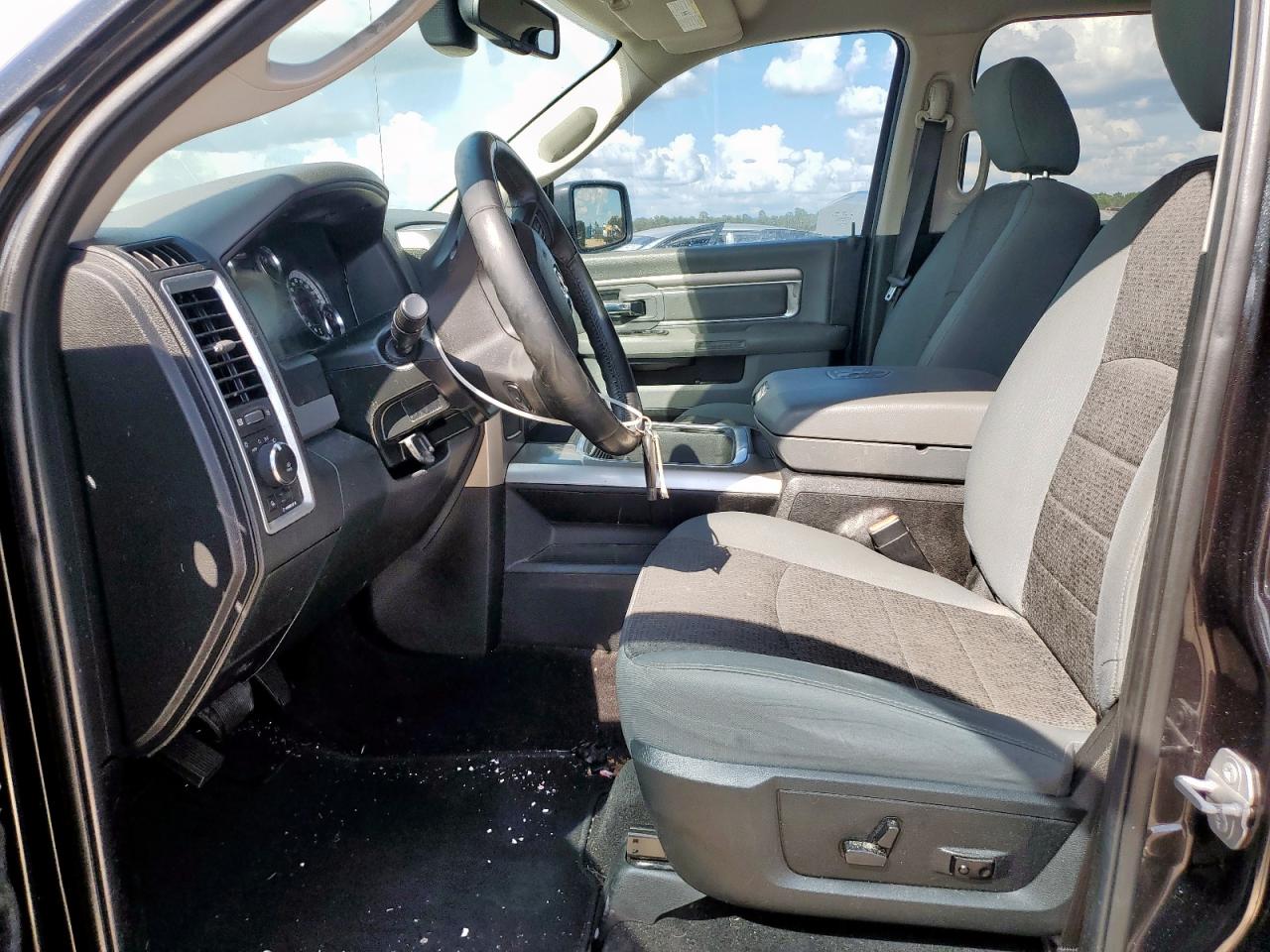 2018 Ram 1500 Slt VIN: 1C6RR6LT8JS155303 Lot: 85836155