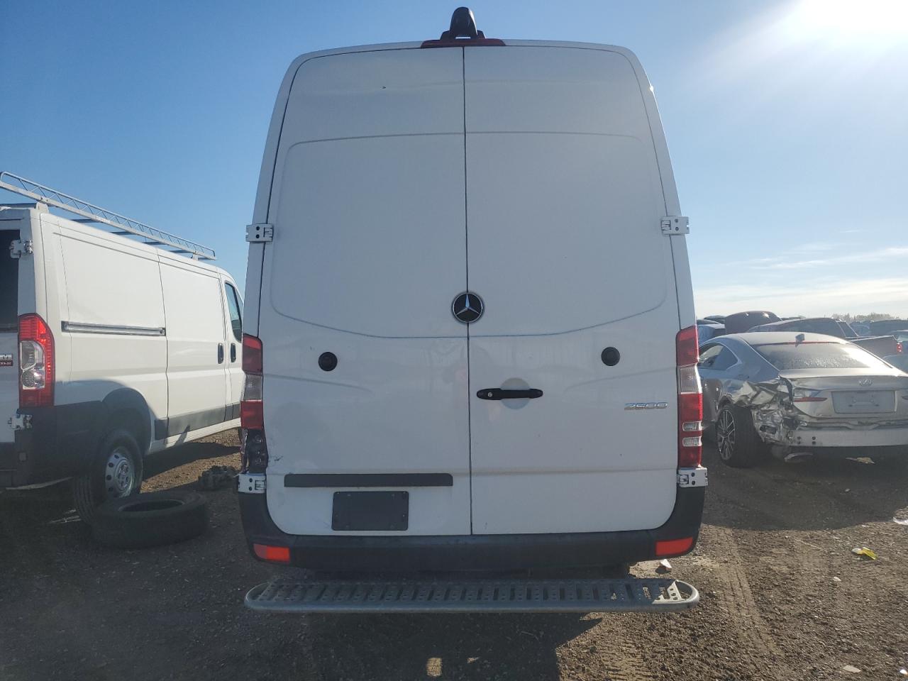 2018 Mercedes-Benz Sprinter 2500 VIN: WD3PE8CD9JP597908 Lot: 89641675