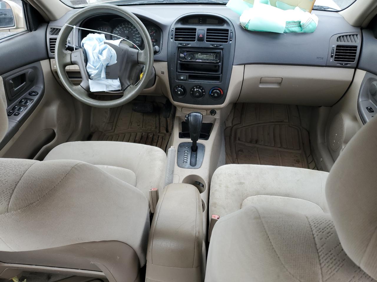 2004 Kia Spectra Lx VIN: KNAFE121045058980 Lot: 86114275