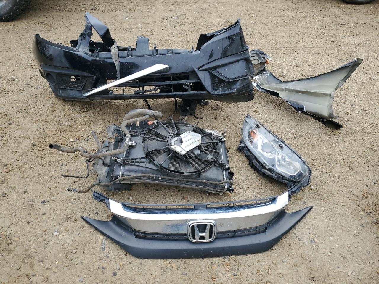 2018 Honda Civic Lx VIN: 2HGFC2F66JH028666 Lot: 83854835