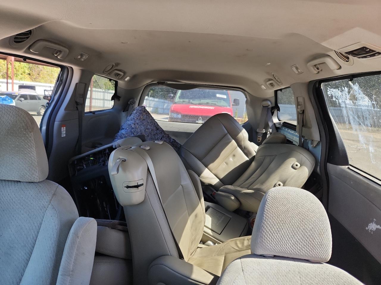 2016 Toyota Sienna Xle VIN: 5TDYK3DC1GS719400 Lot: 86728185