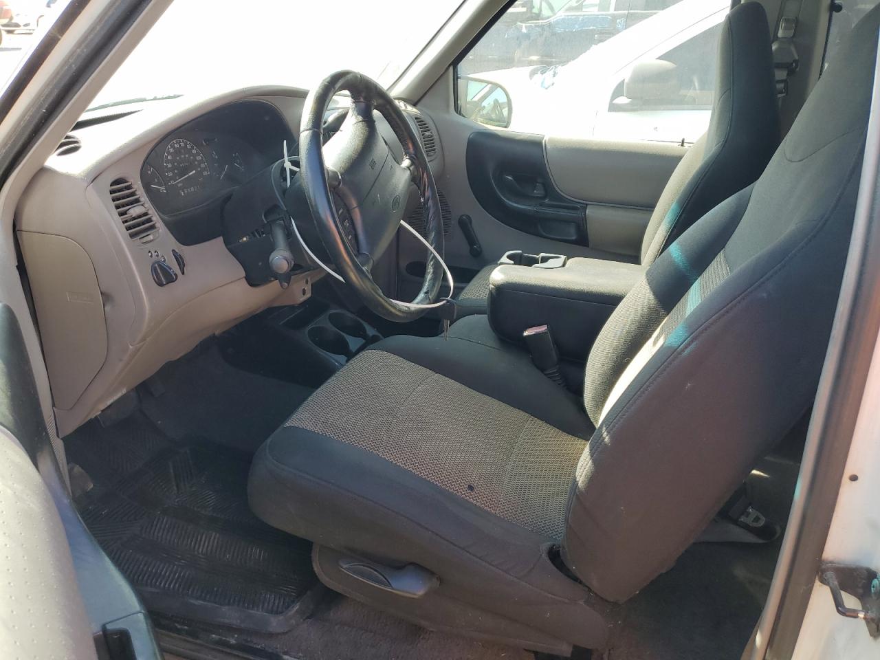 1999 Ford Ranger Super Cab VIN: 1FTYR14X0XPA98454 Lot: 83827415