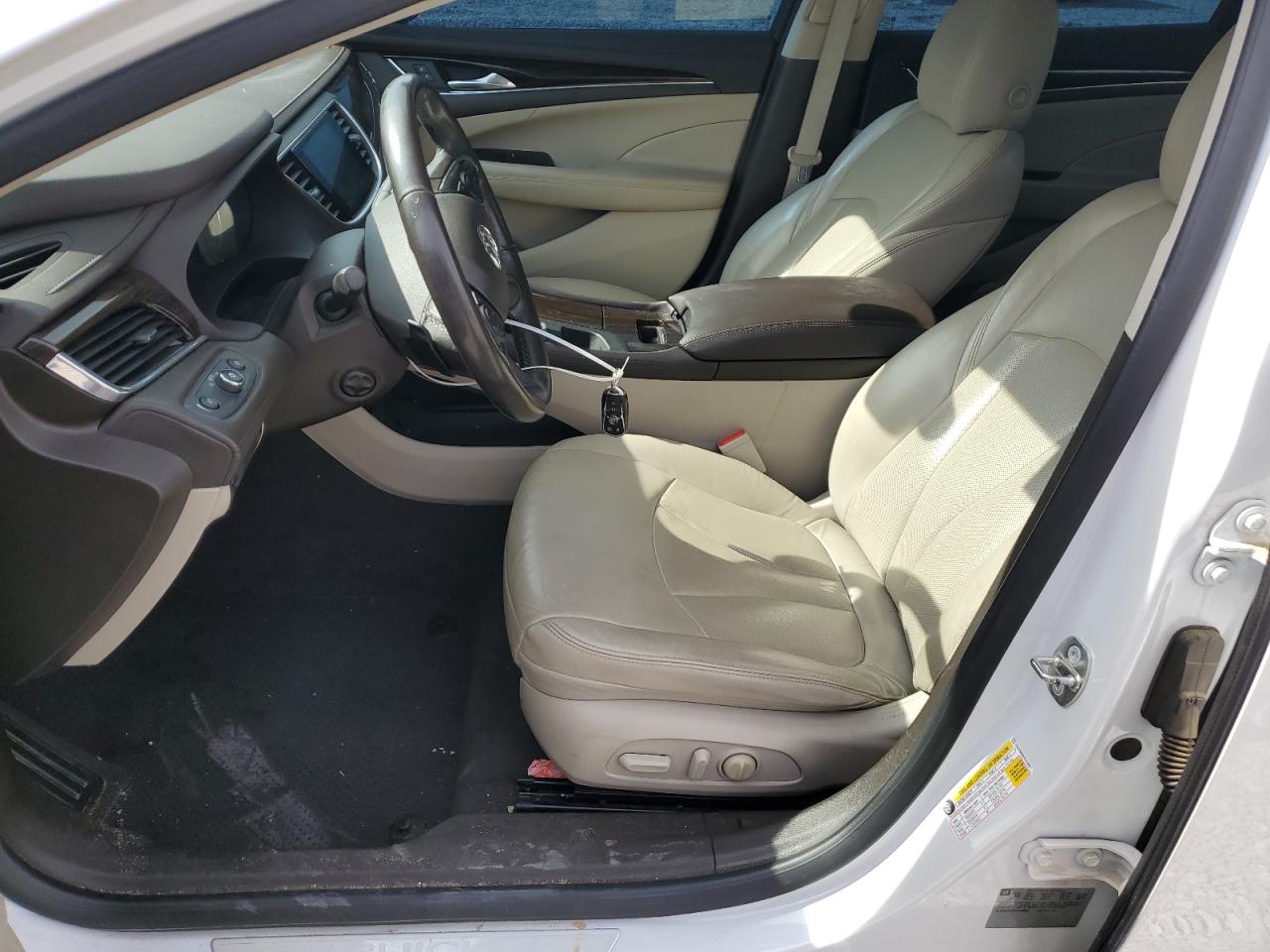 2017 Buick Lacrosse Essence VIN: 1G4ZP5SS0HU164007 Lot: 82763615