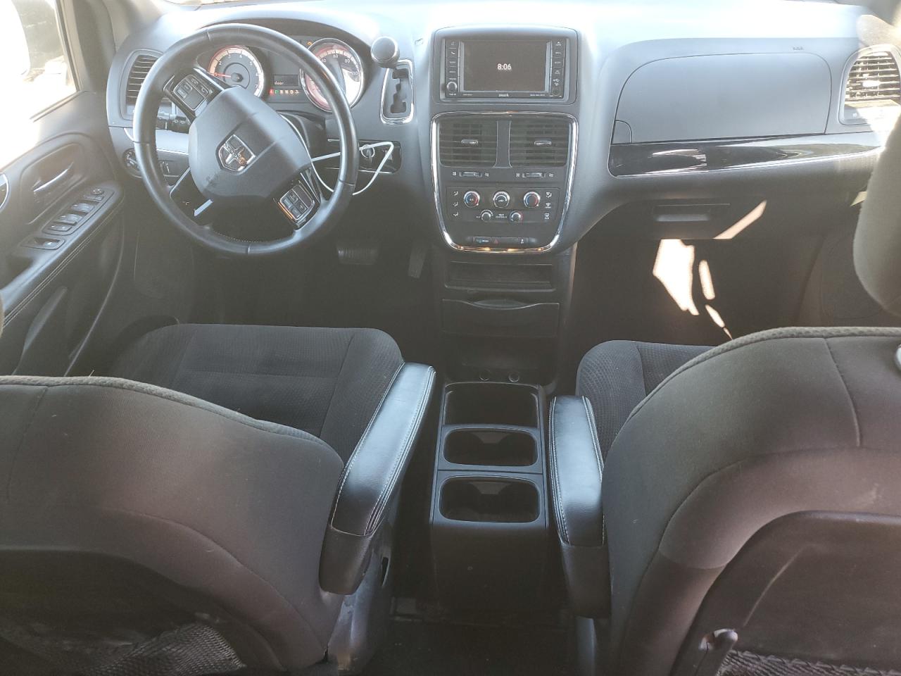 2018 Dodge Grand Caravan Se VIN: 2C4RDGCG5JR302193 Lot: 82628665