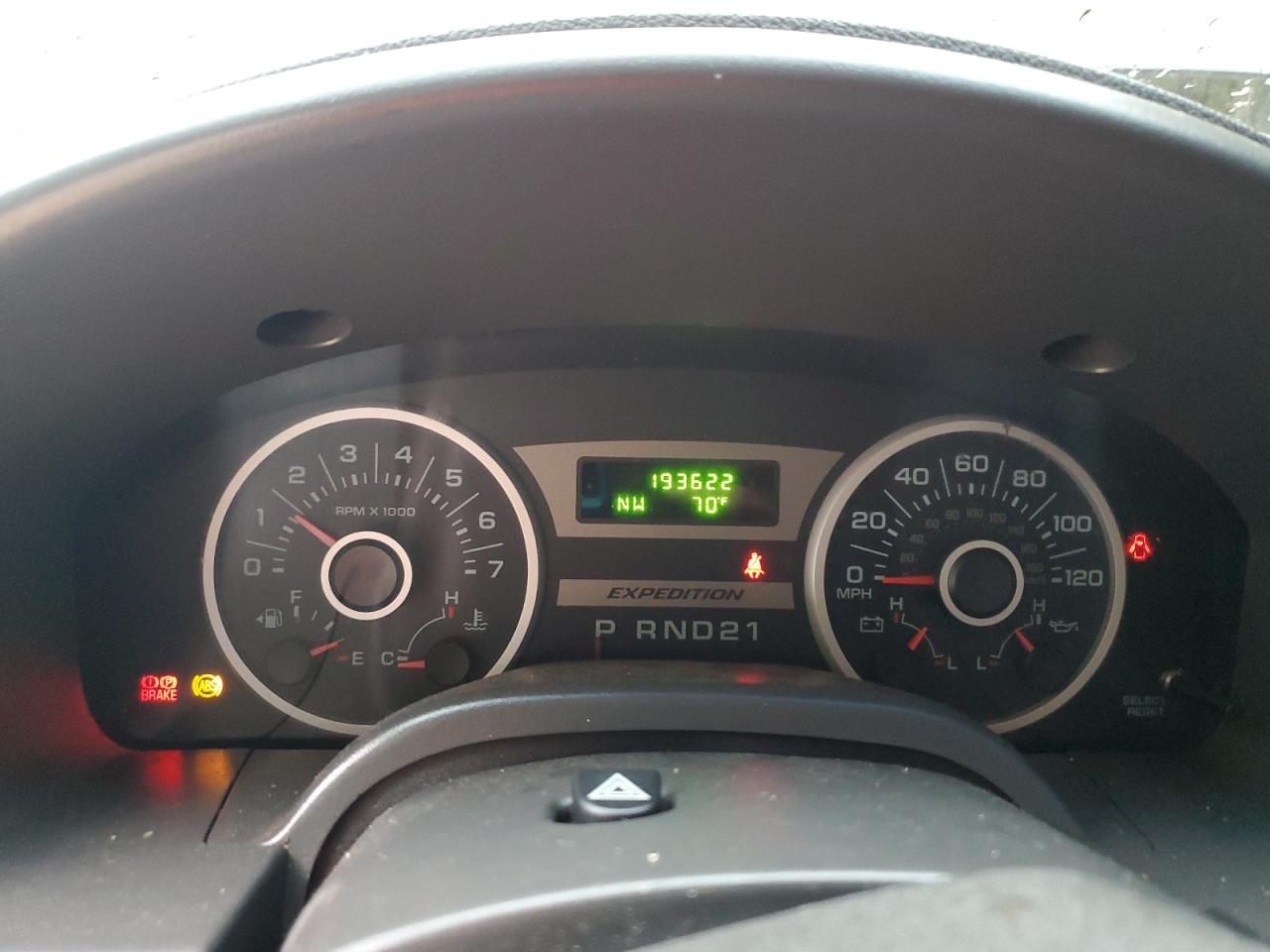 2006 Ford Expedition Xls VIN: 1FMPU13536LA90215 Lot: 82248175