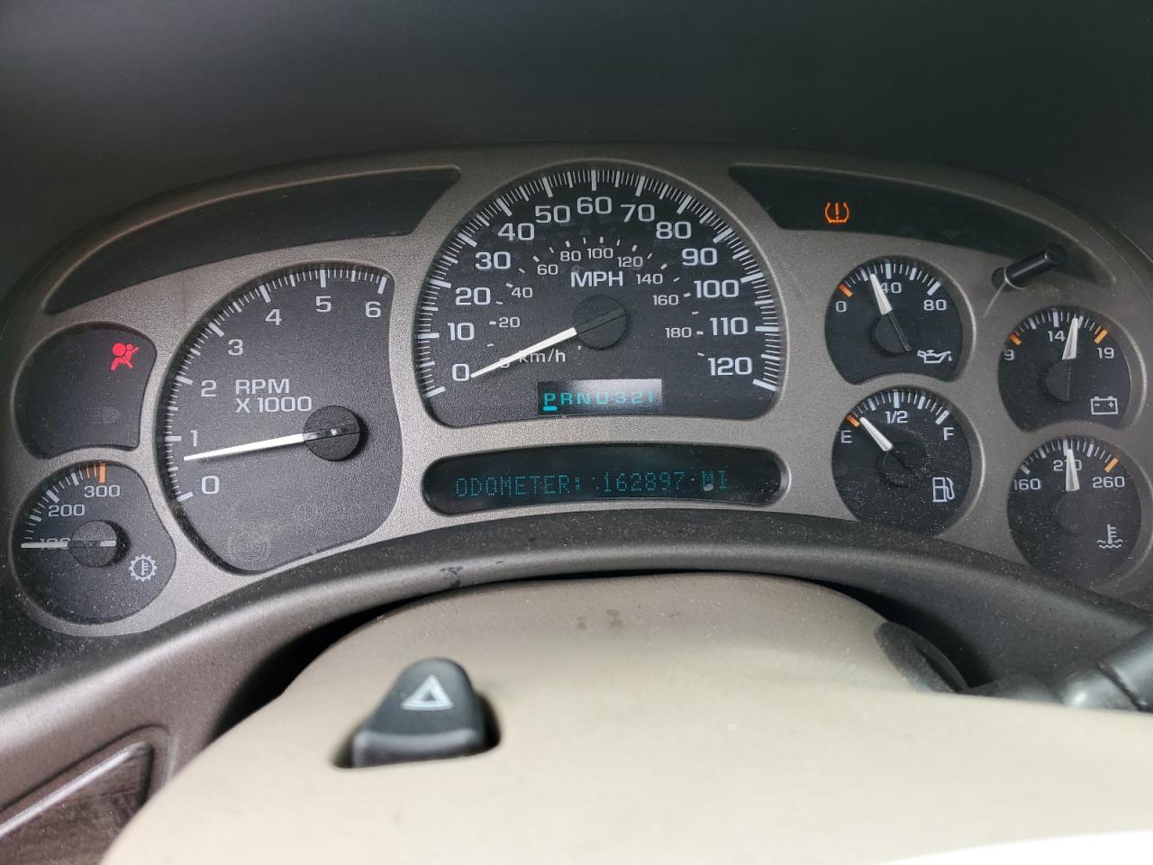 2005 GMC Yukon Denali VIN: 1GKEK63U25J138808 Lot: 82386525