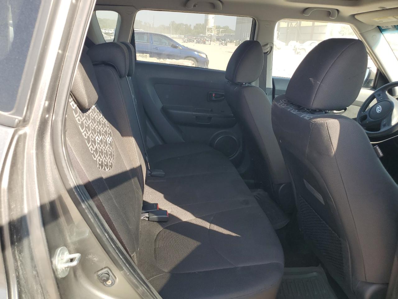 2010 Kia Soul + VIN: KNDJT2A20A7031233 Lot: 82237785