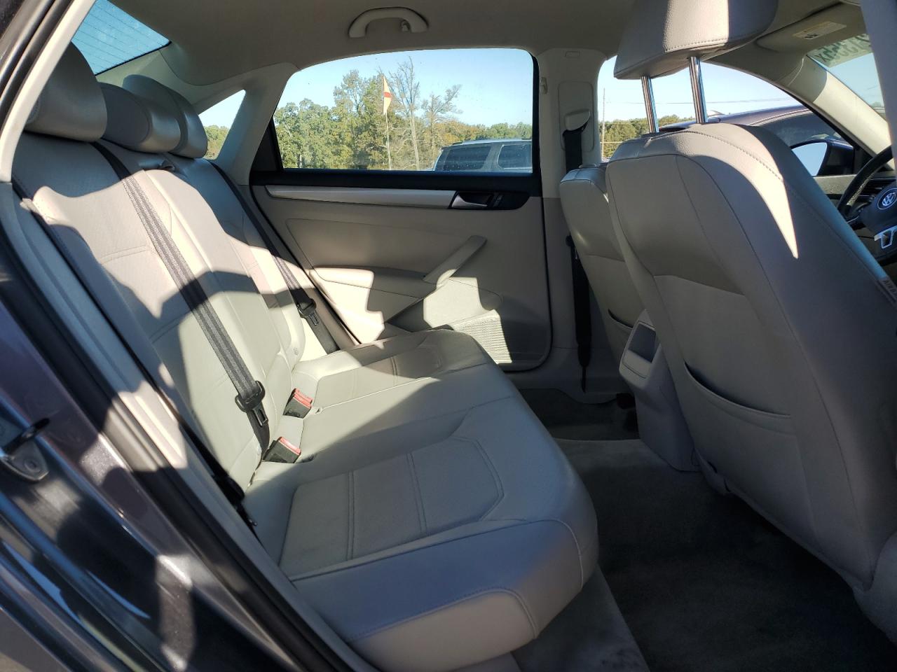 2015 Volkswagen Passat S VIN: 1VWAS7A3XFC007557 Lot: 87121355
