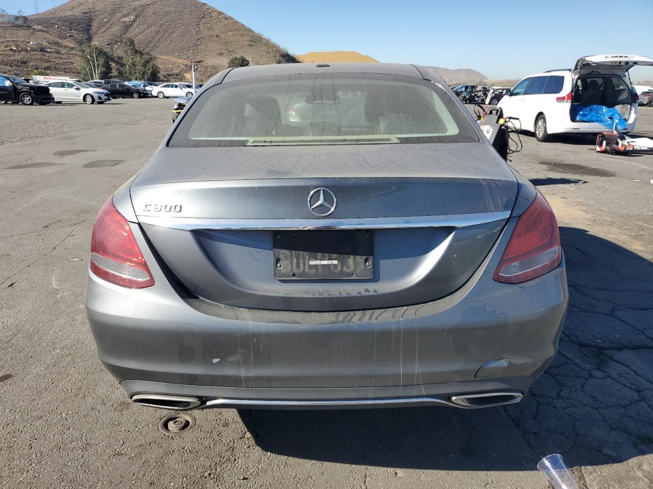 2017 Mercedes-Benz C 300 VIN: 55SWF4JBXHU198436 Lot: 90936225