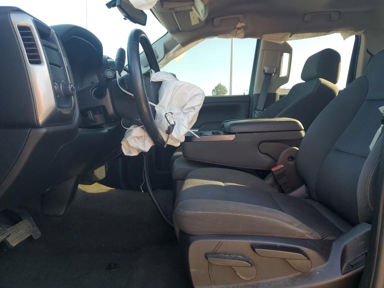 2018 Chevrolet Silverado C1500 Lt VIN: 1GCRCREC7JZ150142 Lot: 82204775