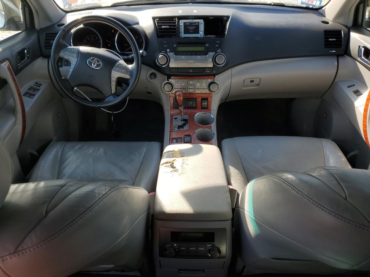 2008 Toyota Highlander Limited VIN: JTEES42A082034156 Lot: 86227875