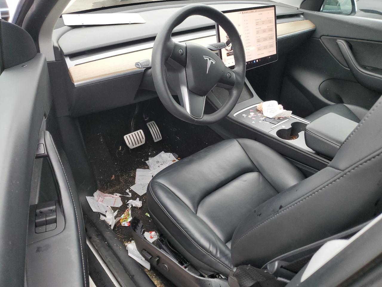 2022 Tesla Model Y VIN: 7SAYGDEF4NF323143 Lot: 86688645