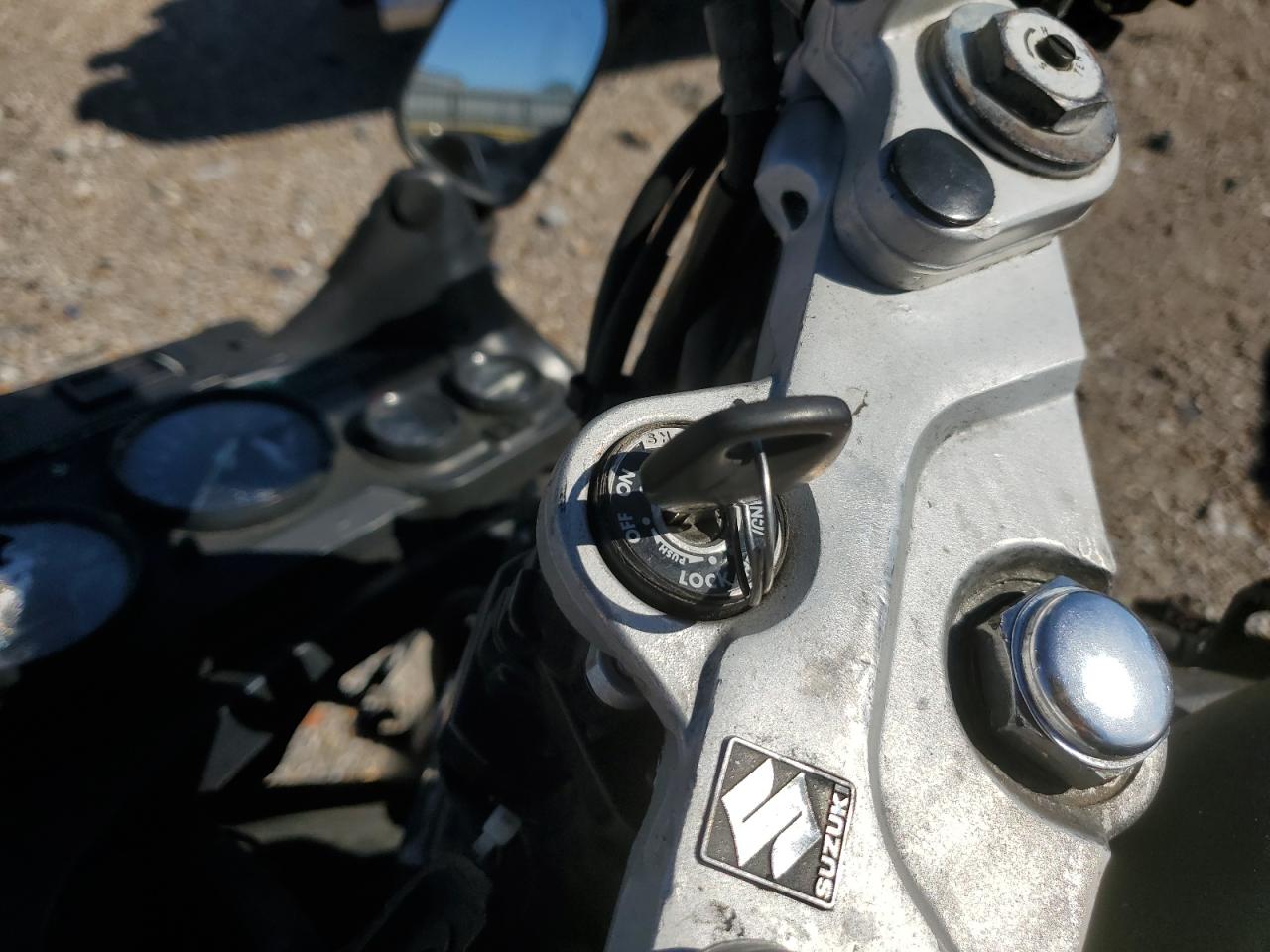 2004 Suzuki Gsx600 F VIN: JS1GN79A342100103 Lot: 85602725