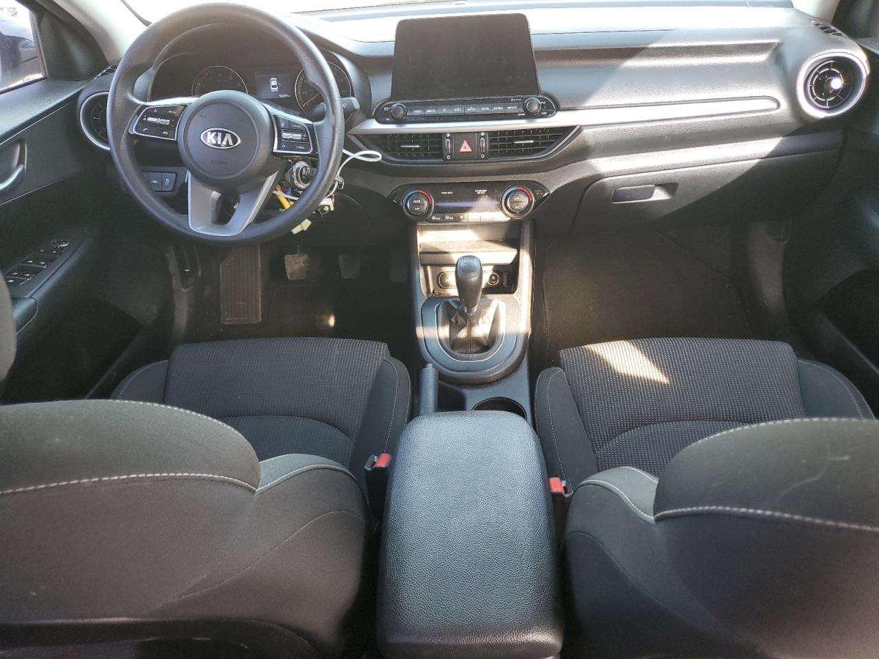 2019 Kia Forte Fe VIN: 3KPF24ADXKE064067 Lot: 86306695