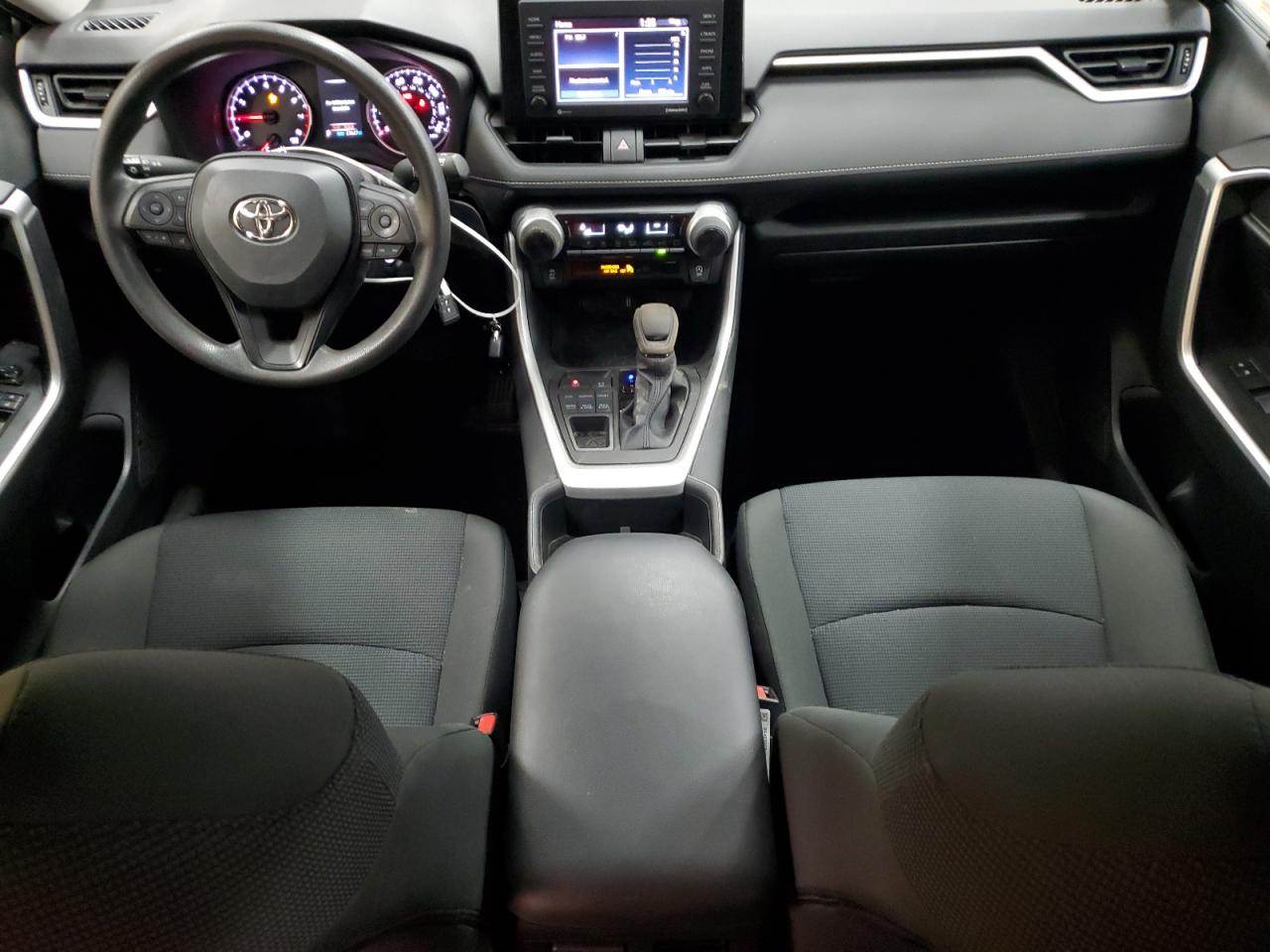 2022 Toyota Rav4 Le VIN: 2T3F1RFV3NC318987 Lot: 84179105