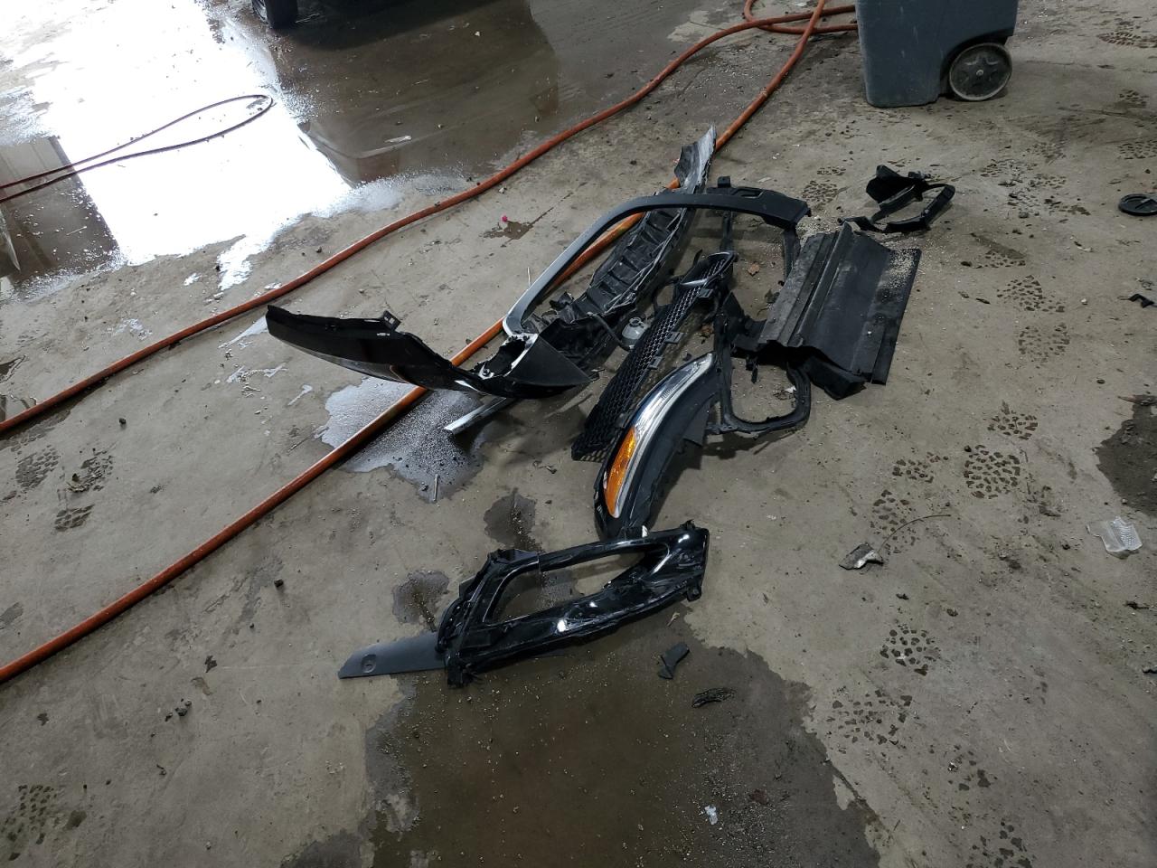 2014 Jeep Cherokee Latitude VIN: 1C4PJMCS9EW152329 Lot: 89442385