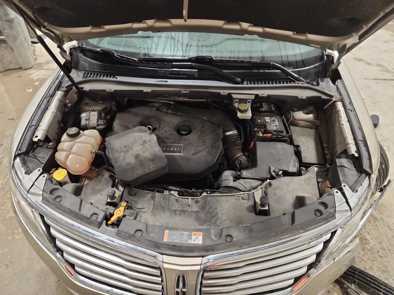 2015 Lincoln Mkc VIN: 5LMCJ2A96FUJ40695 Lot: 89650305