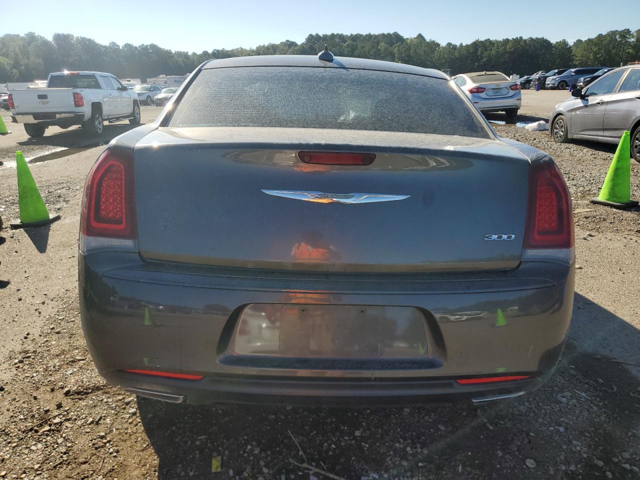 2018 Chrysler 300 Touring VIN: 2C3CCAAG0JH340465 Lot: 82306485