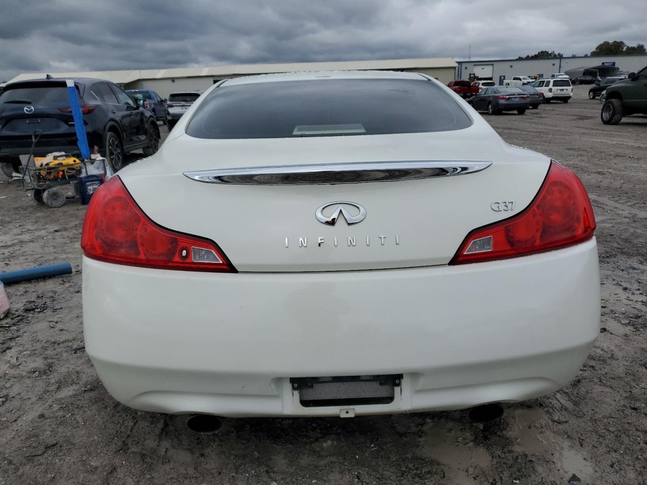 2008 Infiniti G37 Base VIN: JNKCV64E68M131010 Lot: 90692975