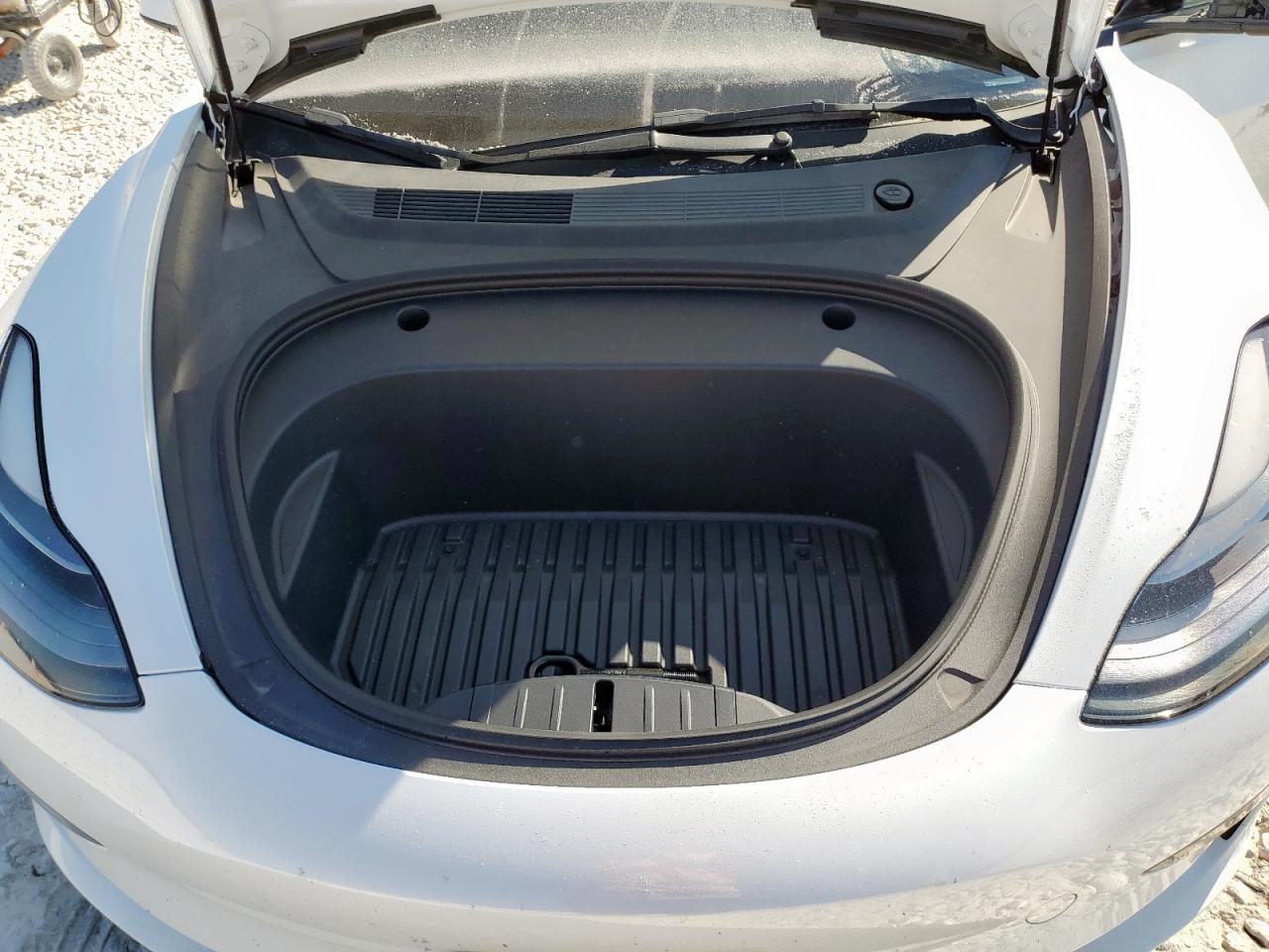 2022 Tesla Model 3 VIN: 5YJ3E1EB8NF341217 Lot: 85102215