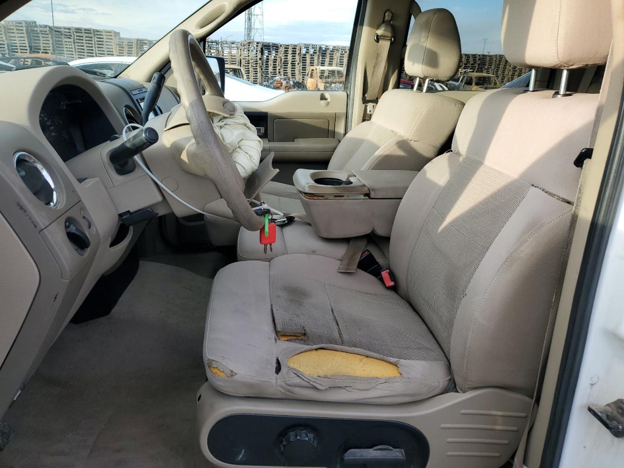 2004 Ford F150 Supercrew VIN: 1FTRW12W04KB86825 Lot: 82576435