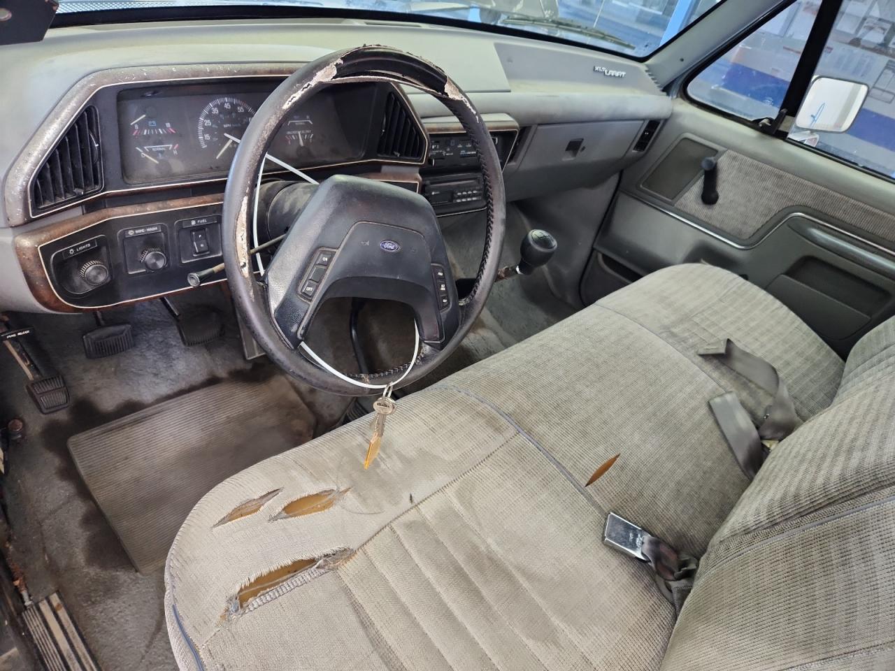 1988 Ford F250 VIN: 1FTHF26G6JPA81533 Lot: 89439595