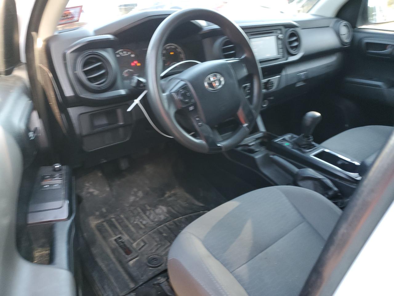 2017 Toyota Tacoma Access Cab VIN: 5TFRX5GN7HX093913 Lot: 85577235