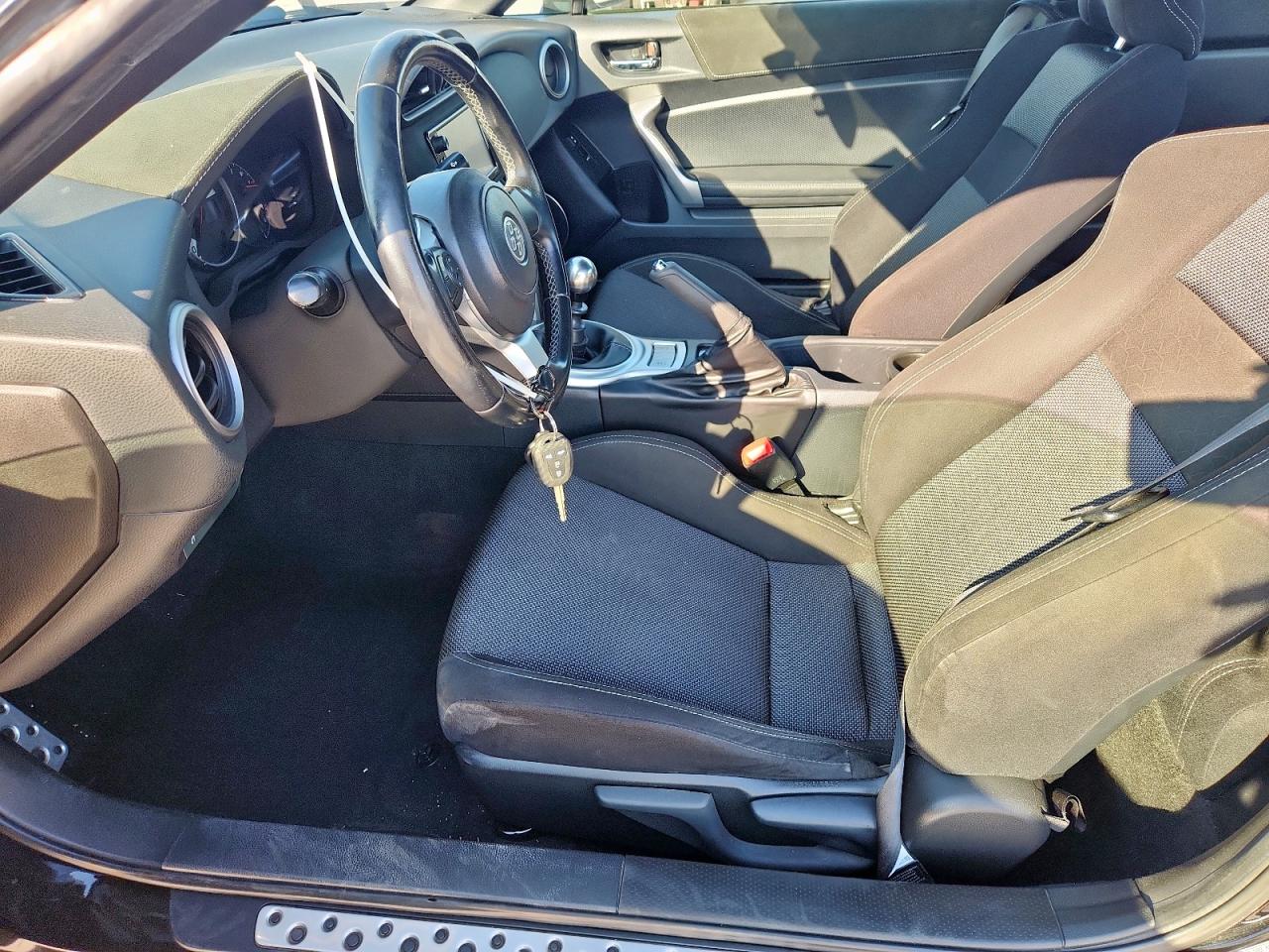 2017 Toyota 86 Base VIN: JF1ZNAA16H9705887 Lot: 82382155