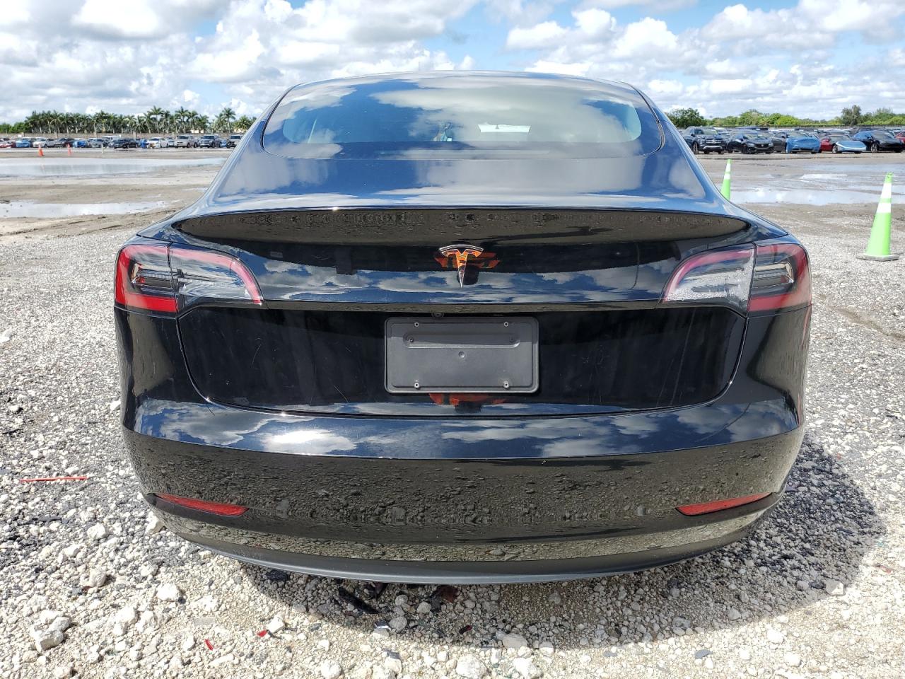 2023 Tesla Model 3 VIN: 5YJ3E1EA7PF557425 Lot: 84918725